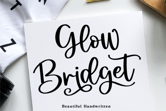 Glow Bridget: A Modern Handwritten Font for Editorial Design